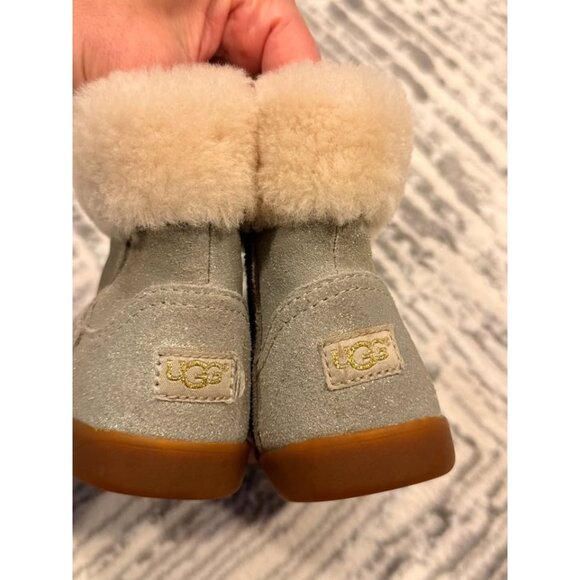 UGG Jorie Metallic girls Toddler size 8 Boots S/N 1018917T - Picture 4 of 6